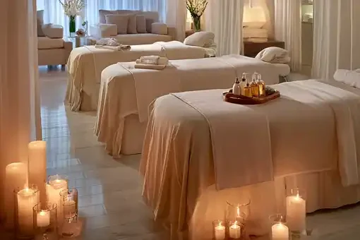 Salle préparée pour un atelier de massage californien – ambiance détente Zensitouch Toulon et Marseille